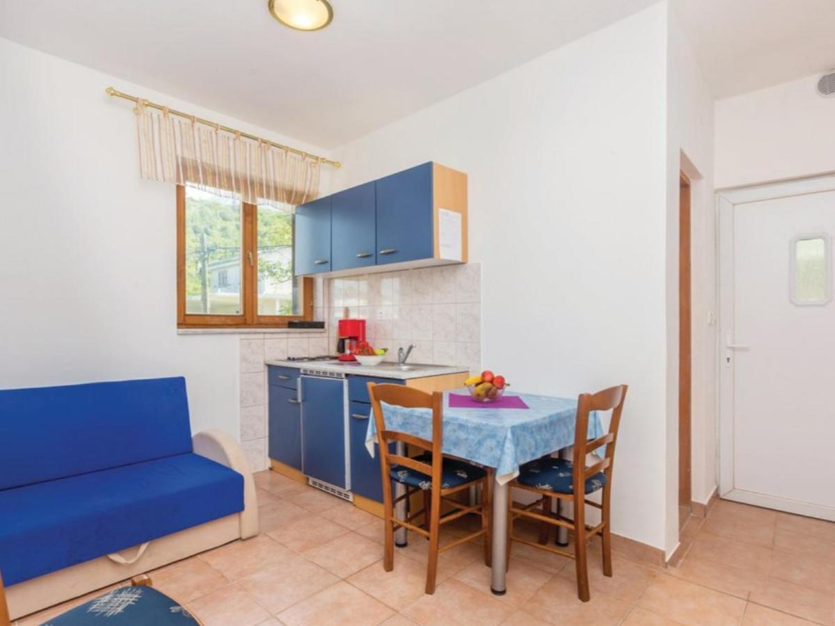 Apartment Niko Stinica